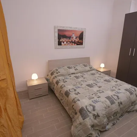 Monteverde 3* Rome