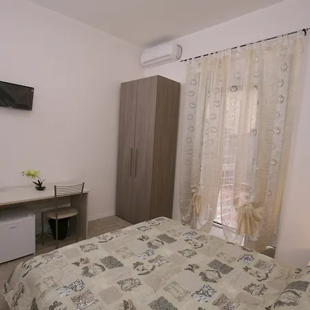 Guest house Monteverde 3*